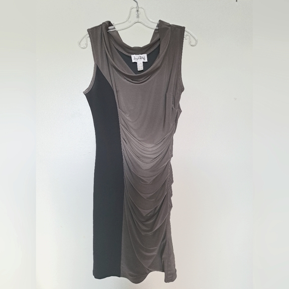 Joseph Ribkoff ruched dress - Picture 1 of 3